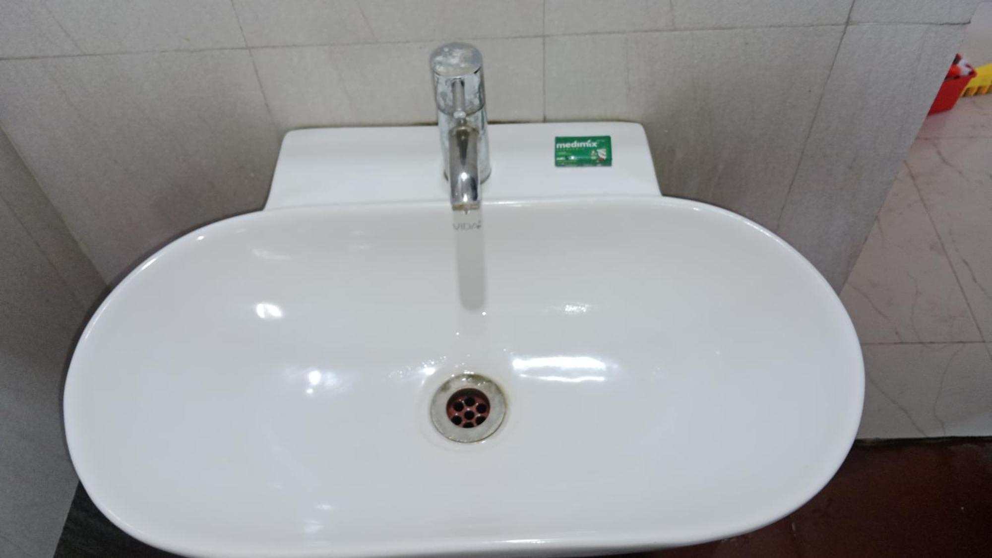 Hotel Swamiraj Indapur  Экстерьер фото